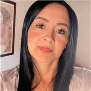 Profesora de matemáticas con experiencia de 10 años